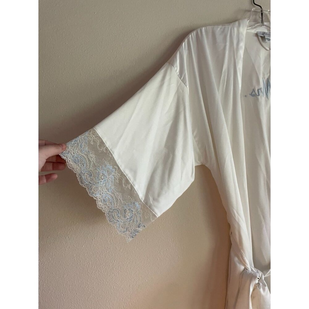 NWT In Bloom Intimates Mrs. Robe - Picture 4 of 7